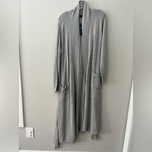 Ralph Lauren women’s robe in gray, size medium. New with tags!